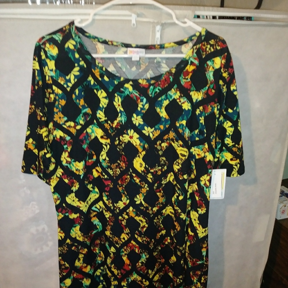 Lularoe julia